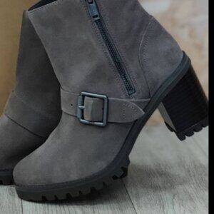 UGG Suede Ankle Boots Grey Size 9
